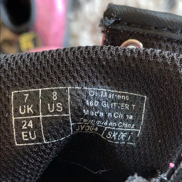 Toddler girl’s 1460 Dr Martens pink glitter boots - Picture 8 of 8